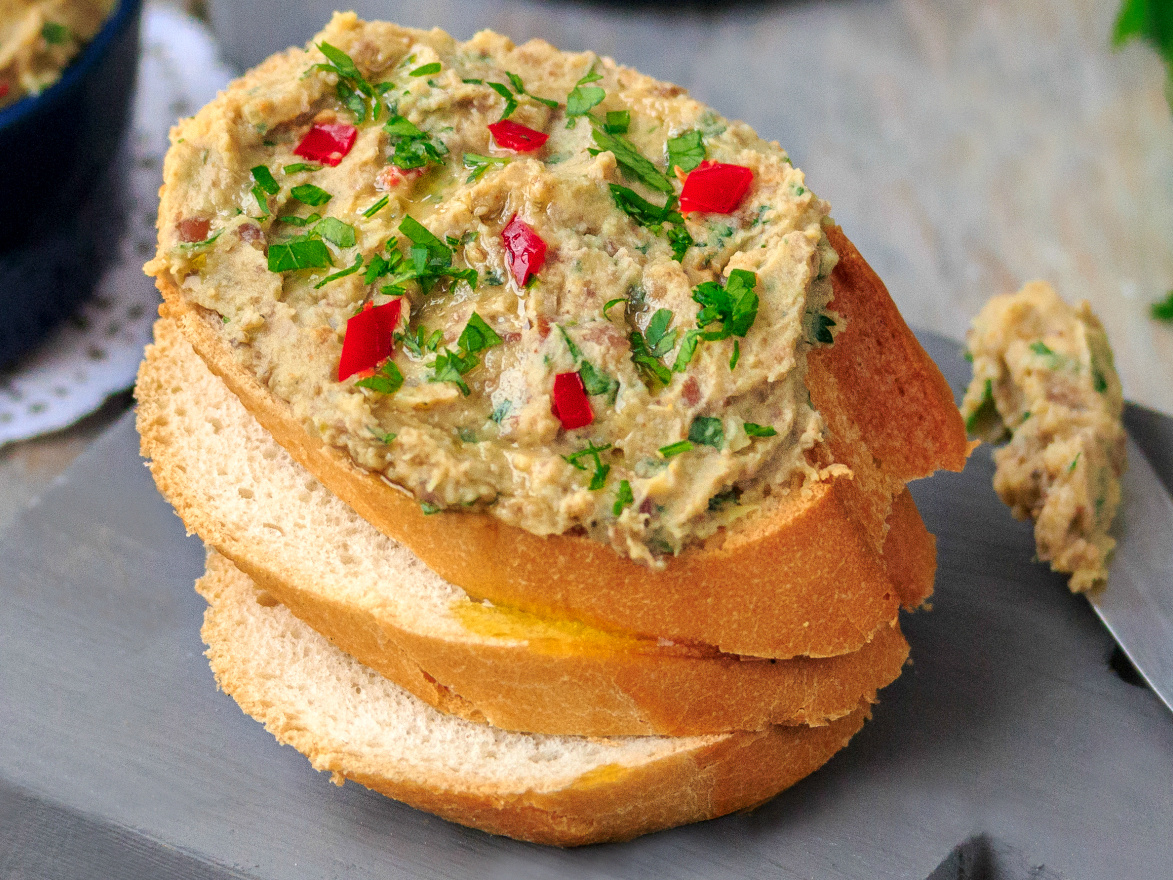 Неповторимый паштет из фасоли: легкость приготовления и удивительный вкус