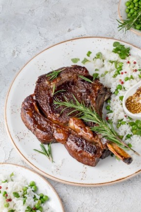 Как приготовить нежную говядину: секреты запекания в пакете