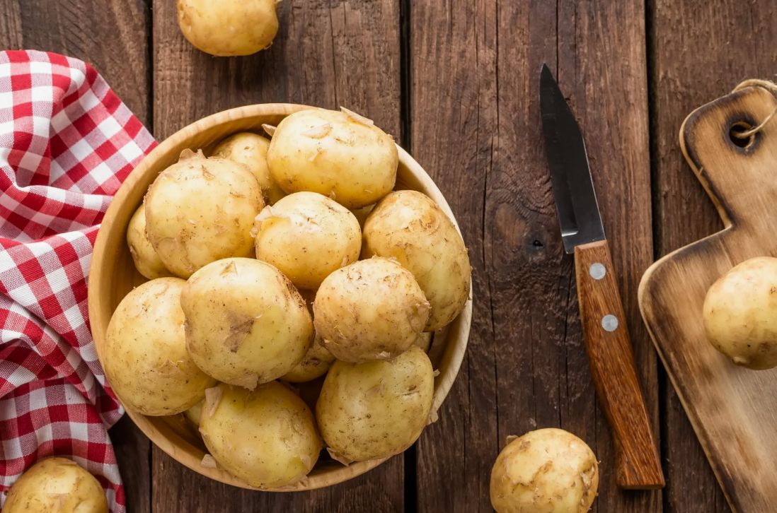 Почему молодая картошка не для жарки: секреты идеального приготовления