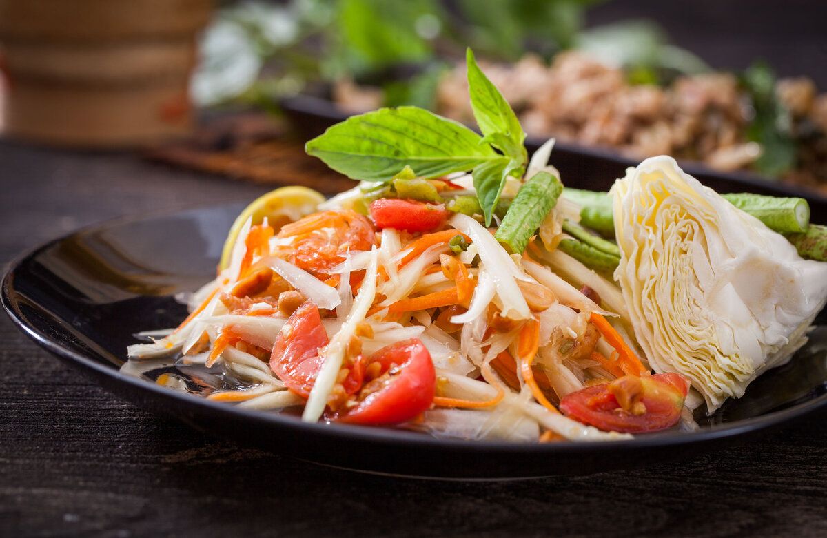 Тайский салат: яркое блюдо для вашего стола