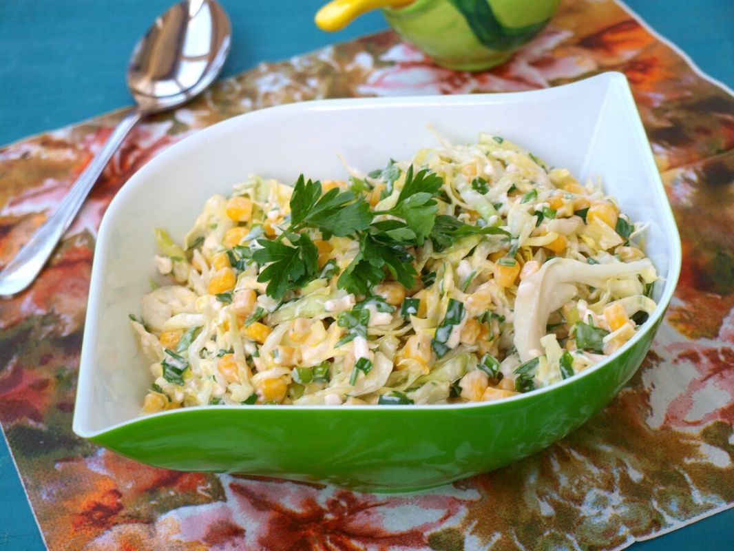 Легкие капустные салаты для уютного ужина