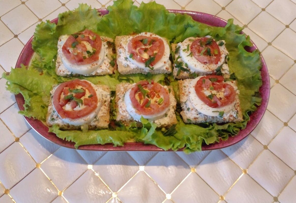 Привлекательные бутерброды с красной рыбой для вашего праздничного стола