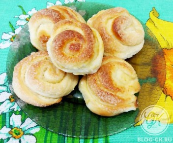 Нежные булочки с заварным кремом для уютного чаепития