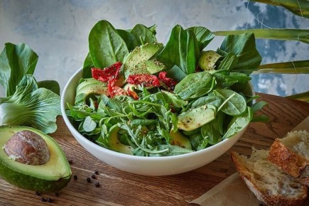 Как приготовить идеальный зелёный салат: секреты от повара