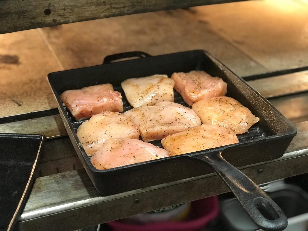 Гриль-сковорода или обычная: секреты идеального стейка