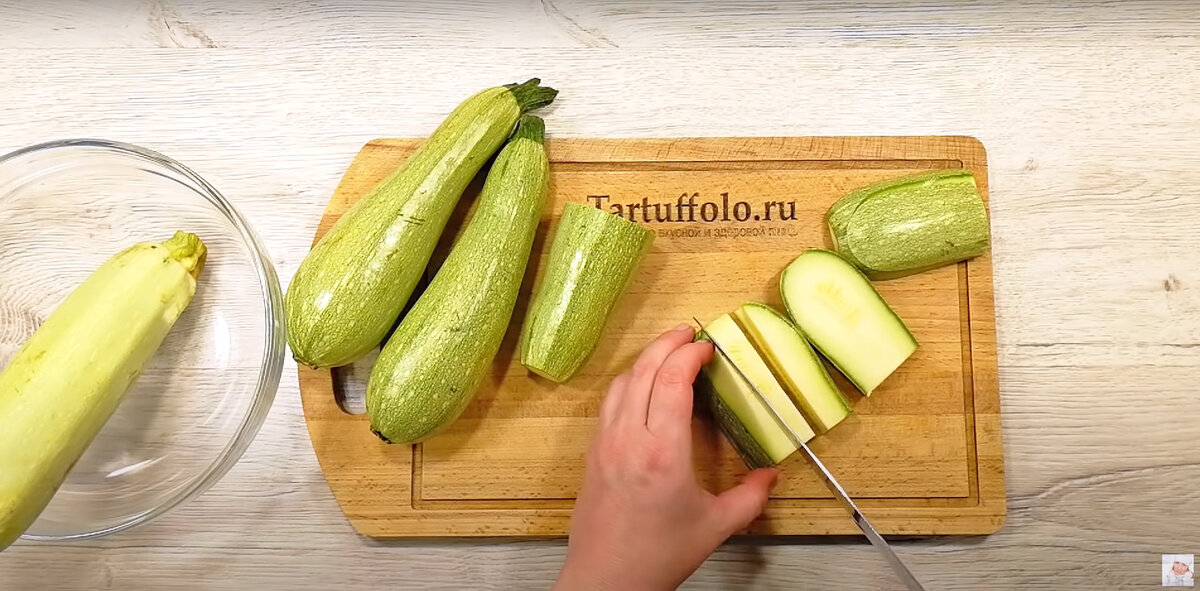 Хрустящие кабачки в духовке: простой рецепт для гурманов