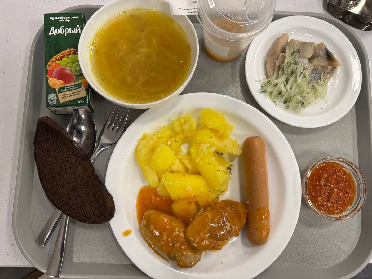 Обед для всех: заряд бодрости от одмина