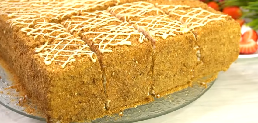 Секреты вкусного медового торта "Рыжик": как порадовать своих близких