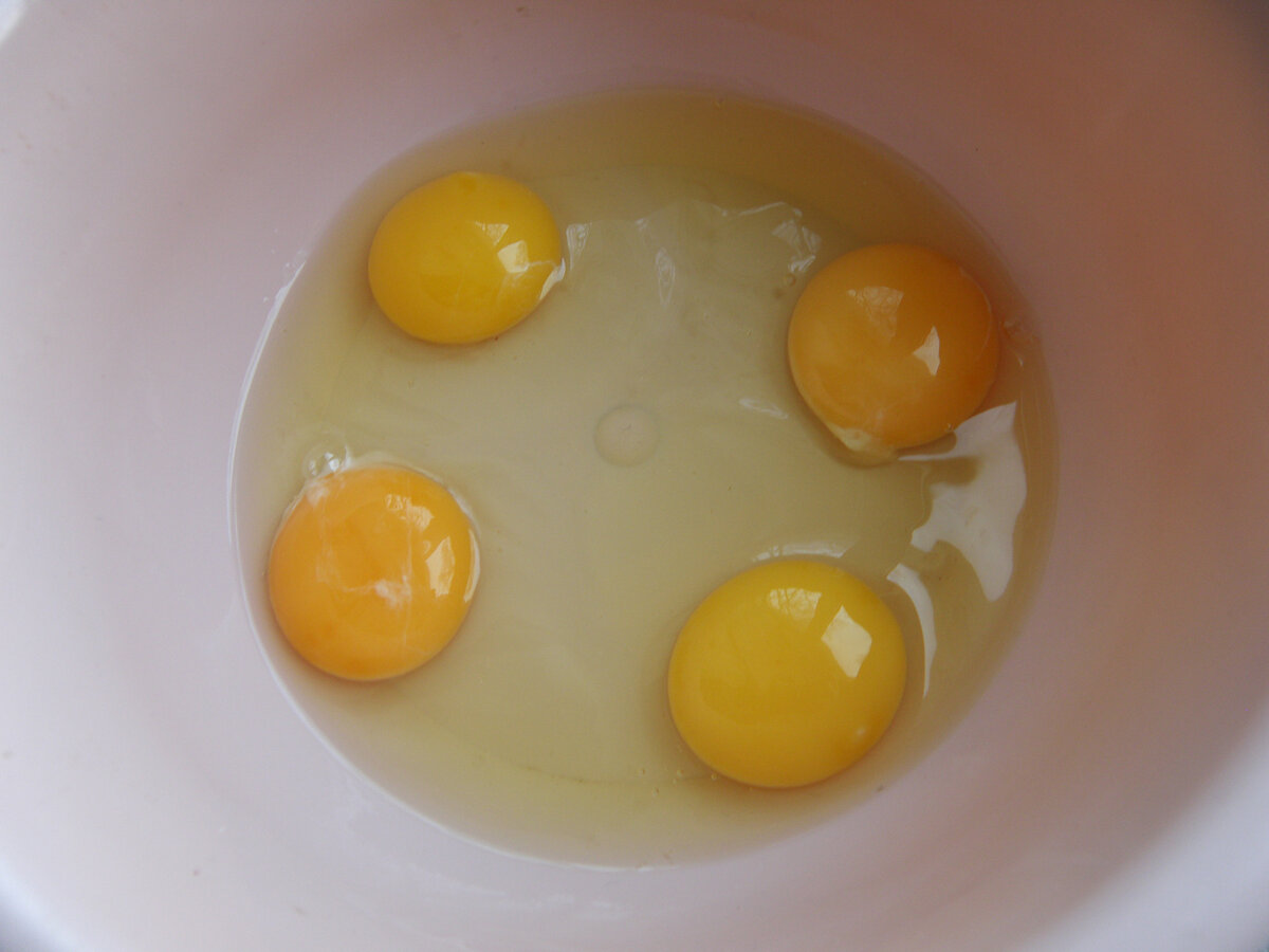 Как испечь идеальный бисквит: секреты нежных коржей