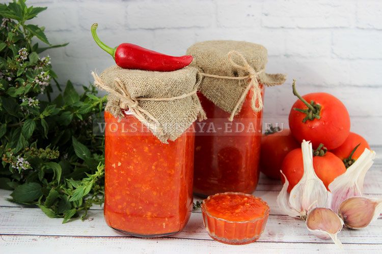 Аджика из помидоров с чесноком: Вкусное наследие зимы
